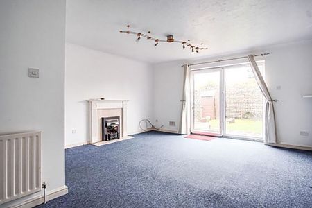 3 bedroom terraced house to rent - Photo 2