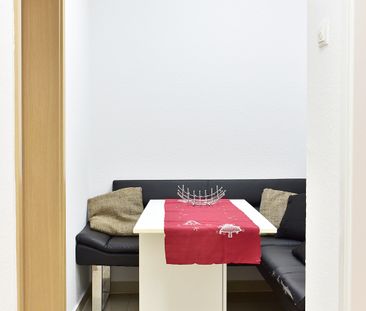 Moderne Wohnung für Firmen! - in Wachtberg Nähe Bonn - Photo 2