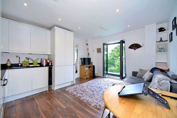 Flambard Way, Godalming, Surrey, GU7 - Photo 1