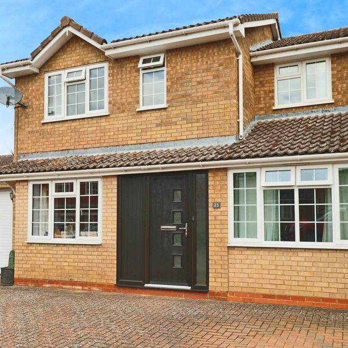 4 bedroom detached house to rent - Photo 1