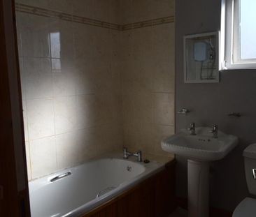 22 Ann Street, Gilford, BT63 6HX - Photo 3