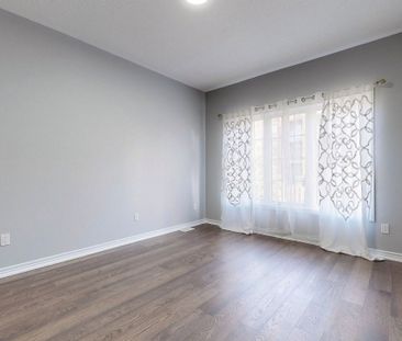 For Lease - 9 Lobelia Street, Brampton, Ontario - Photo 2