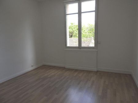 Location Appartement 3 pièces 81m² BORDEAUX 33000 - Photo 3