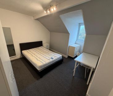 Liquid error: internal, Birmingham - Photo 2