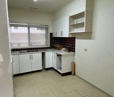 CENTRAL DANDENONG LOCATION - Photo 2