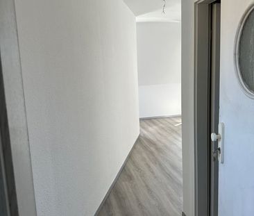 ++ TOP - Single-Wohnung im Dachgeschoss + Stellplatz PKW ++ - Photo 5