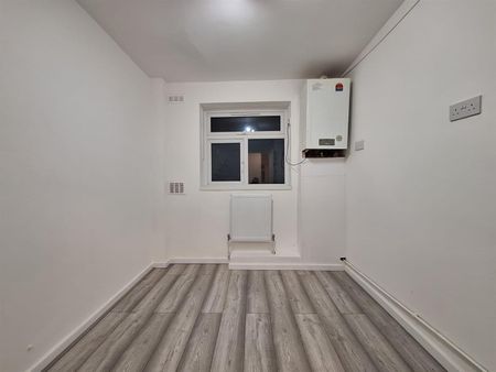 Hampden Lane, London N17 - Photo 5