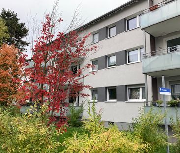 Balkonwohnung in ruhigem und modernisiertem Mehrfamilienhaus - Photo 3