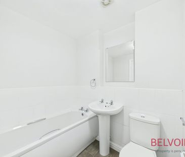 Town house to rent on - Photo 5