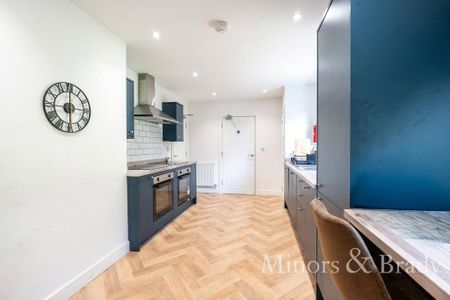 6 bedroom end of terrace house to rent - Photo 5