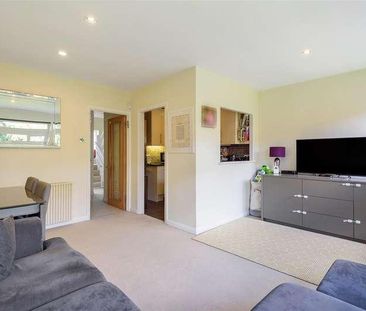 St. Peters Close, Bushey Heath, Bushey, WD23 - Photo 1