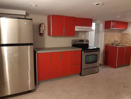 For Lease - 239 Lambton Avenue Unit# Bsmt, Toronto, Ontario - Photo 4