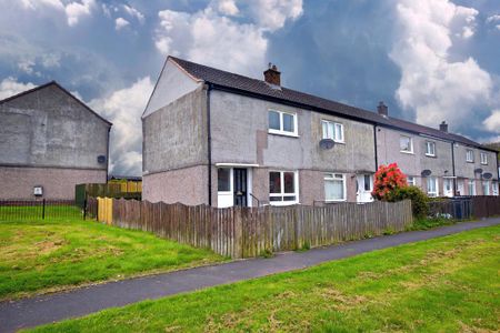 2 bedroom semi-detached house to rent - Photo 5