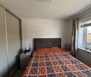 4 bedroom property to rent - Photo 3