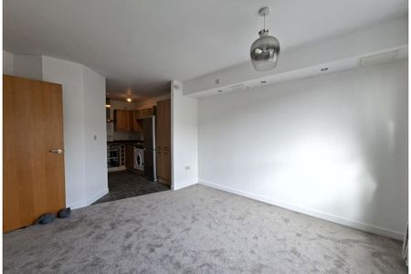2 bed flat for rent in Granton - Photo 5