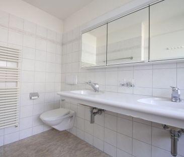 Wohnen in Seenähe - 3.5 Zimmer Wohnung - Photo 1