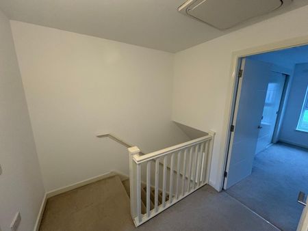 2 bedroom terraced house to rent - Photo 3