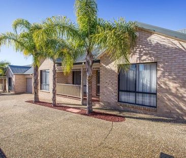 Modern & Low-Maintenance Living in the Heart of East Albury - Photo 6