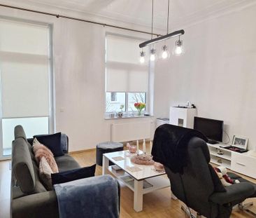 Altbaucharme mit Fahrstuhl in der Südstadt - Photo 3