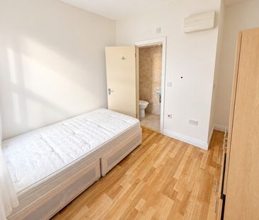Studio Flat, La Rose Lane, N15 - Photo 5