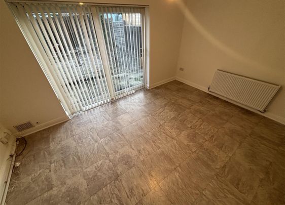 Rotherham Road Whitmore Park Coventry - Photo 1