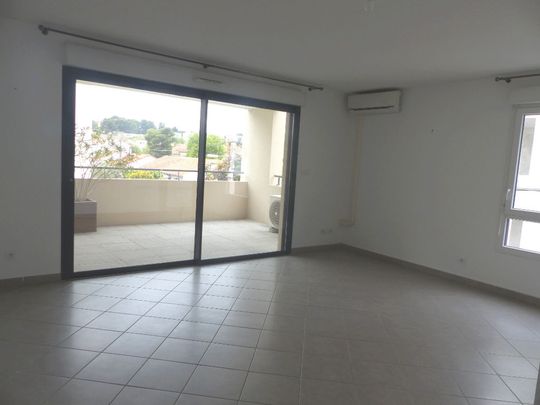 Location appartement 3 pièces, 78.44m², Nîmes - Photo 1
