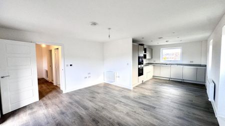 2 bedroom flat to rent - Photo 2