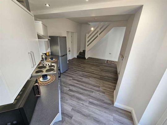 Diana Street, Roath, Cardiff, CF24 - Photo 1