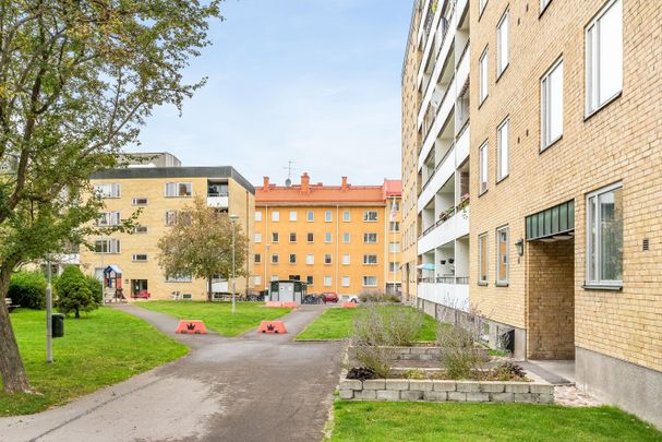 Knäppingsborgsgatan 63 - Foto 1