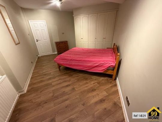 Flat in Harley Court Blake Hall Road, London, E11 2QG - Photo 1