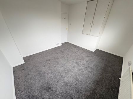 Salterford Road - Photo 2