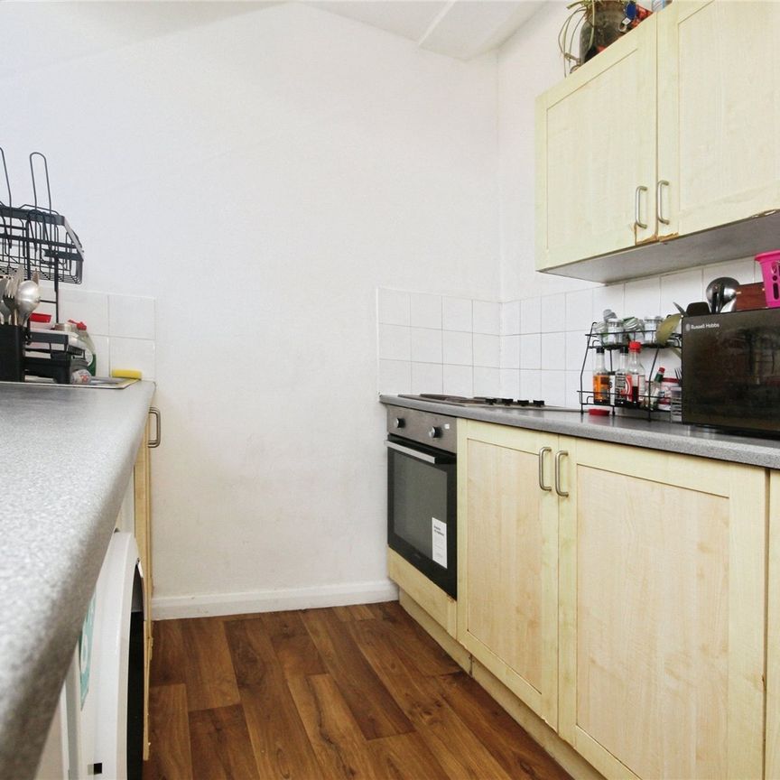 Eldon Park, London, SE25 4JQ - Photo 1