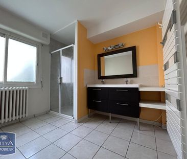 Location Appartement 5 pièces 124m² ST NAZAIRE 44600 - Photo 5