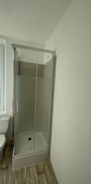 Location Appartement 1 pièce 21m² LA CHARITE SUR LOIRE 58400 - Photo 1