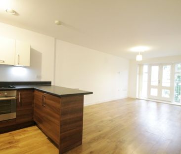 Hurley House, 31 Park Lodge Avenue, West Drayton, UB7 - Photo 6