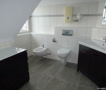 Wunderschöne Dachgeschosswohnung Nähe Nibelungenplatz in Braunschwe... - Photo 5