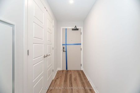 For Lease - 3006 William Cutmore Boulevard Unit# 907, Oakville, Ontario - Photo 4