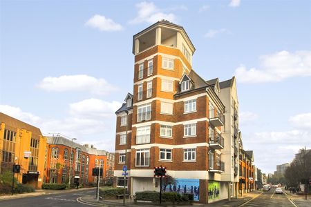 Goldsworth Road, Woking, Surrey, GU21 6JY - Photo 4