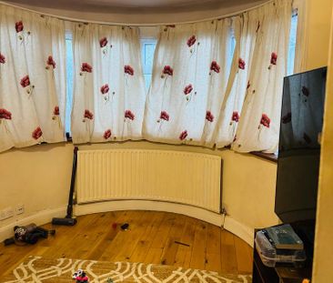 3 bedroom terraced house to rent - Photo 4