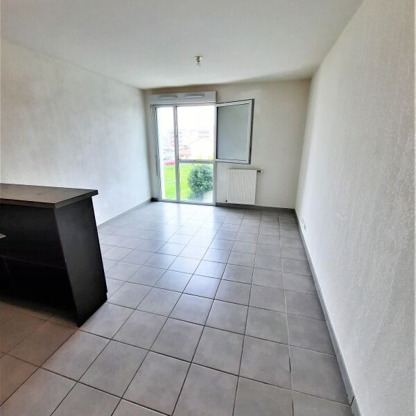 Location Appartement 1 pièce 26m² LAUNAGUET 31140 - Photo 1