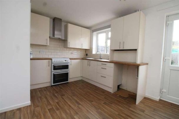 Flamborough Close, Woodston, Peterborough, PE2 - Photo 1