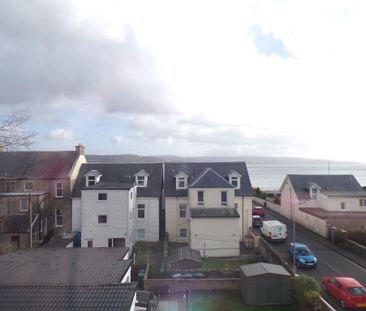 2 bedroom flat to rent - Photo 6