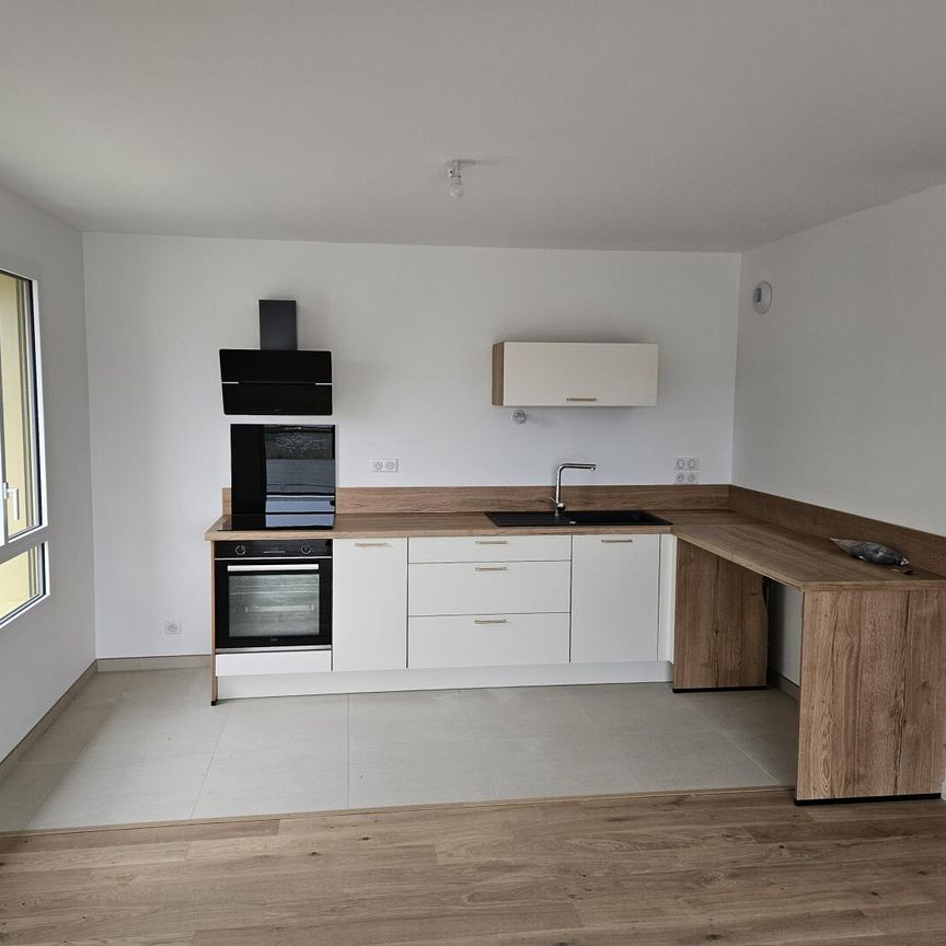 location Appartement T3 DE 58.7m² À VANNES - Photo 2