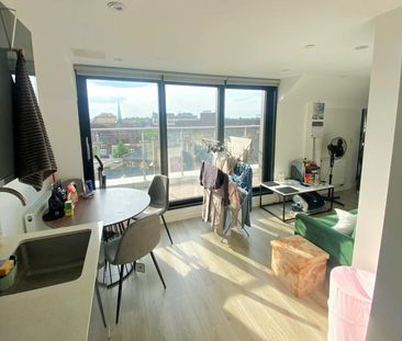 Studio to rent - Photo 1