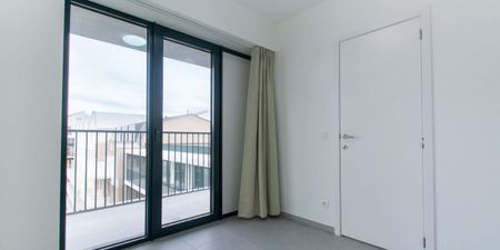 Appartement te huur in Antwerpen voor € 1.000 met 2 slaapkamers - Foto 2