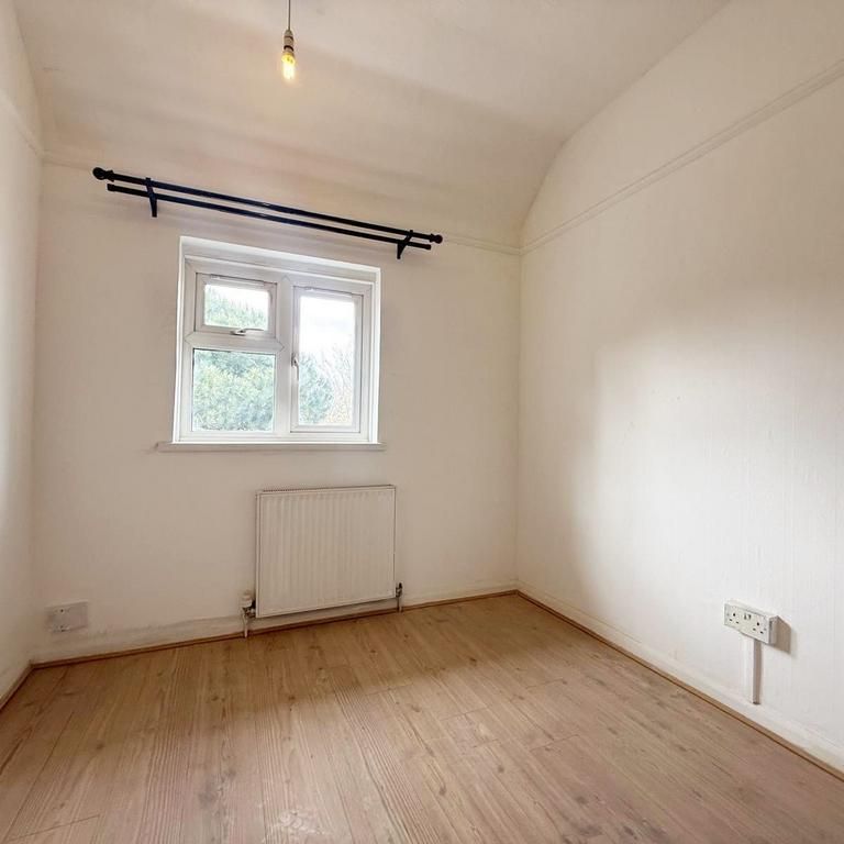 4 bedroom house to rent - Photo 1