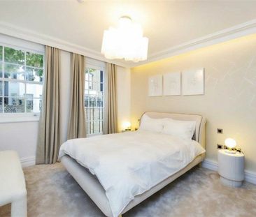 Queen's Gate Mews, South Kensington, SW7 - Photo 3