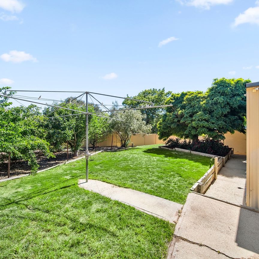 48 De Graaff St, Holder ACT 2611 - House For Rent | Domain - Photo 1