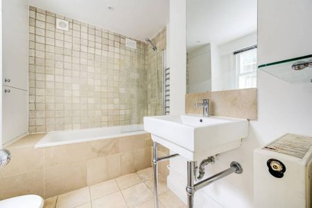 2 bedroom maisonette to rent - Photo 5