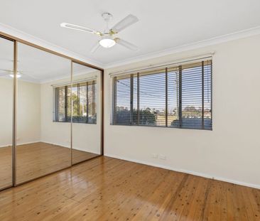 Beautifully Presented 4 Bedroom Family Home - Photo 1